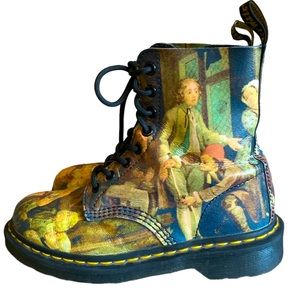 Dr Martens Hogarth Renaissance Museum Collection Pascal Combat Boots Women’s 6